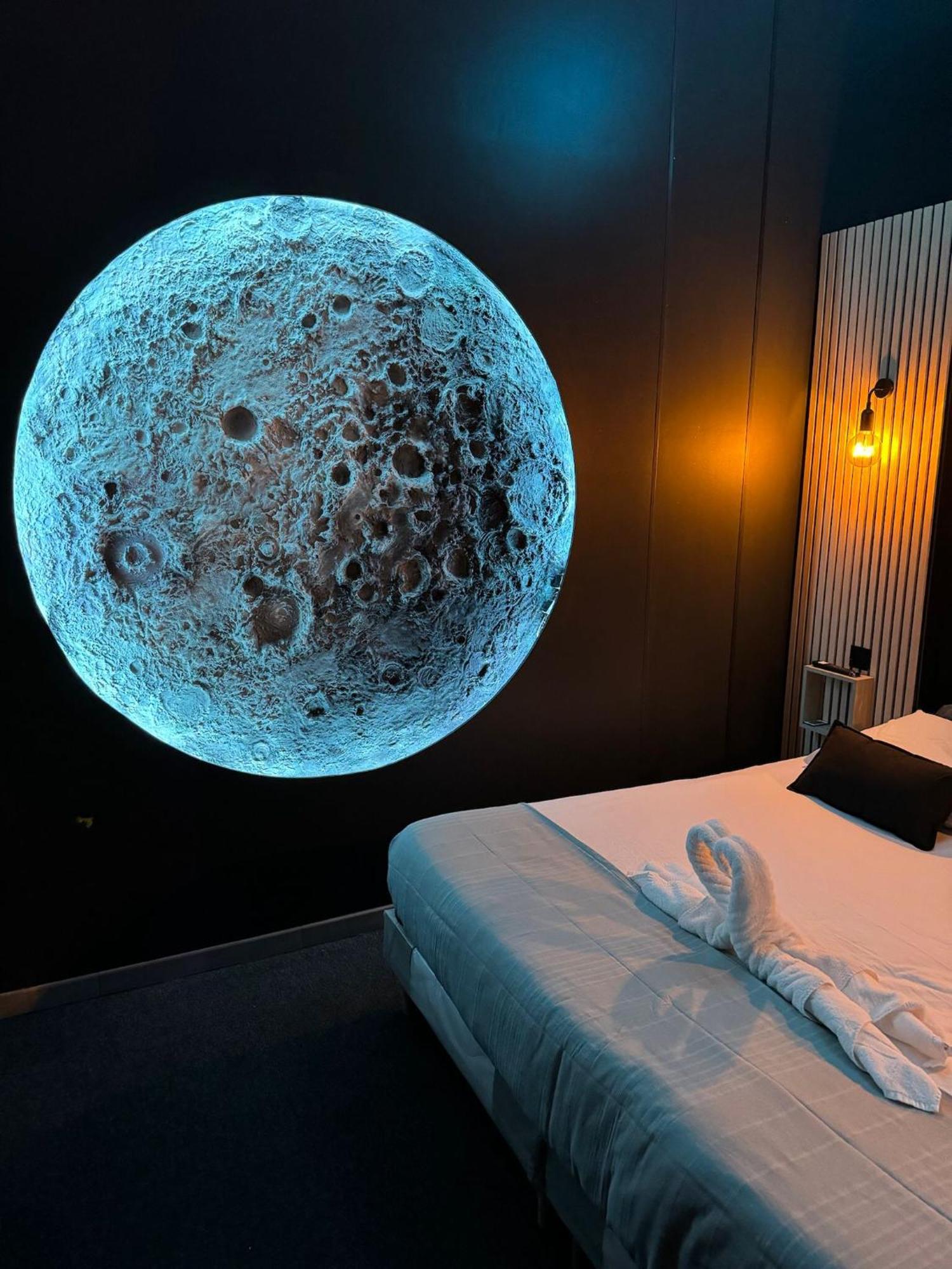 Fullmoon By Cloud Apartamento Aubervilliers Exterior foto